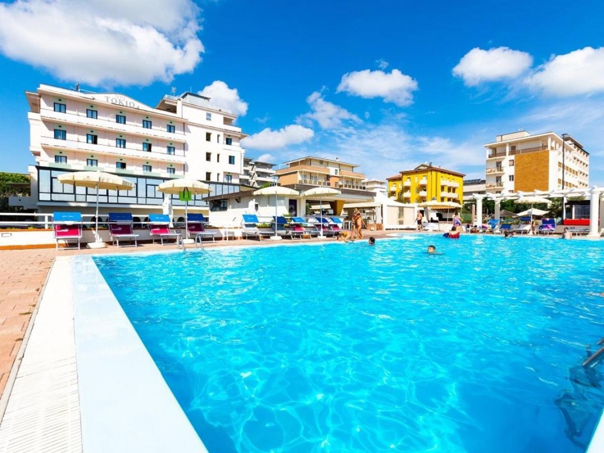 Hotel Tokio Village - Azzurro Club Lido Di Savio Exterior photo